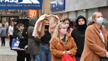 بنك إنجلترا: اقتصاد بريطانيا سينتعش بقوة بعد لقاح كورونا