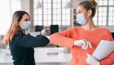تريليون دولار تكلفة ترك النساء لوظائفهن بسبب كورونا