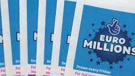 لاعب يانصيب بريطاني يفوز بجائزة بقيمة 122 مليون جنيه إسترليني