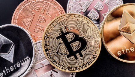 بريطانيا .. ضبط مبالغ قياسية من العملات المشفرة غير القانونية