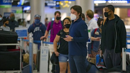 ألمانيا تطبق قيوداً جديدة على المسافرين العائدين إلى ألمانيا.. وقلق من اجتياح موجة كورونا رابعة