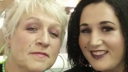 بريطانيا.. أم وابنتها توفيتا بسبب كورونا بعد رفضهما تلقي اللقاح