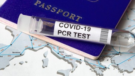 بريطانيا على وشك الانضمام إلى برنامج جوازات اللقاح التابع للاتحاد الأوروبي 