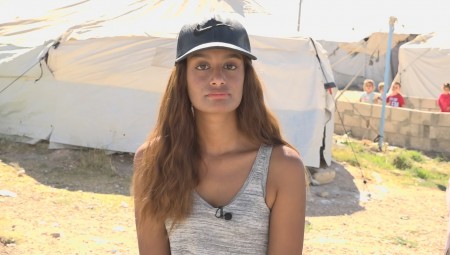 شميمة بيغوم تناشد السلطات بالعودة إلى البلاد بعد استهداف داعش لخيمتها