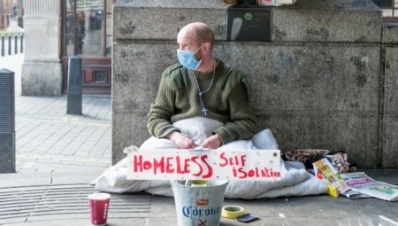 أكثر من 274.000 شخصا هم الآن بلا مأوى في إنجلترا