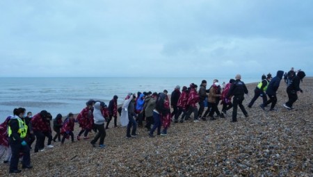 بريطانيا.. طالبات اللجوء الحوامل لم يزرن الأطباء منذ أسابيع