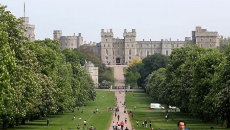 الملكة إليزابيث تحتفل بعيد الميلاد من وندسور بسبب أوميكرون