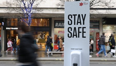 بريطانيا.. دعوات لتقليل فترة الحجر الصحي إلى 5 أيام  للحالات الإيجابية