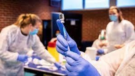 النروج تفرض قيودا صحية مشددة لاحتواء بؤرة محتملة للمتحورة أوميكرون