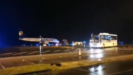 رايان إير: رحلة متجهة إلى البرتغال تهبط اضطراريا في فرنسا بعد اندلاع حريق فيها