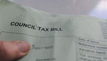 هل أنت مؤهل للحصول على خصم أو إعفاء من ضريبة المجالس المحلية؟.. إليك كل ما تود معرفته