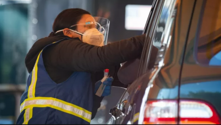 تكساس .. سيدة تحبس ابنها المصاب بكورونا في صندوق السيارة