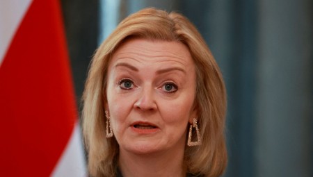 بريطانيا قد تتجه لتفعيل المادة 16 إذا استمر الخلاف مع الاتحاد الأوروبي