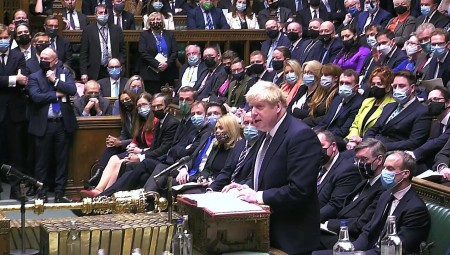 مطالبات باستقالة بوريس جونسون بعد اعتذاره عن حضور حفل أثناء الإغلاق الوطني