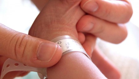 متوسط عمر مواليد عشرينيات القرن الحالي في المملكة ينخفض بمعدل 5 سنوات مقارنة ب 2012