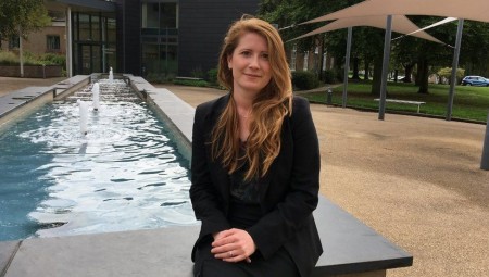 شرطة العاصمة تعتذر لامرأة بعد استخدام لغة مهينة أثناء تفتيشها عارية