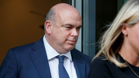 بريتي باتيل توافق على تسليم مؤسس شركة أوتونومي للولايات المتحدة