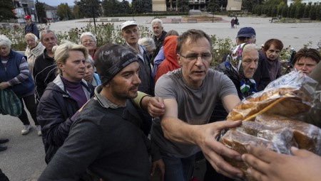 إقبال كثيف على شراء تذاكر السفر بعد إعلان بوتين التعبئة الجزئية