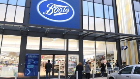 عملاء صيدلية Boots البريطانية الشهيرة يمنحون خمسة نجوم لمنتج يساعد على النوم... تعرف عليه