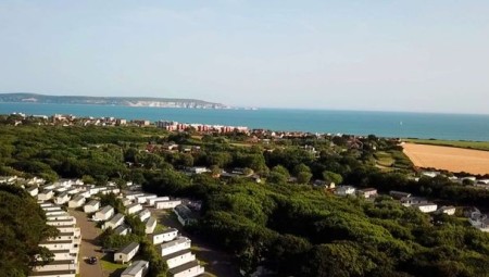 الشرطة تعثر على جثة مراهقة وامرأة أربعينية في حديقة نيو فورست الوطنية