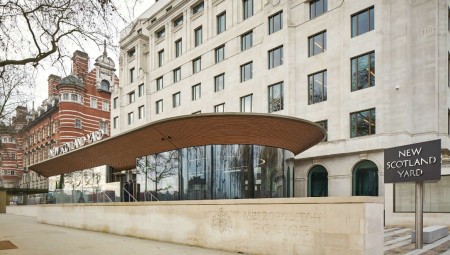 بريطانية تسعى لمقاضاة شرطة العاصمة بعد تعرضها للاغتصاب على يد زوجها