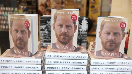خلال أقل من أسبوعين.. أرباح مذكرات الأمير هاري تصل إلى 16 مليون جنيه إسترليني