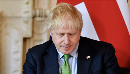 مدير BBC متهم بتسهيل إجراءات قرض مالي لجونسون بقيمة 800 ألف إسترليني