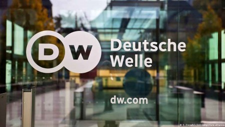 دويتشه فيله -DW الألمانية تفصل صحافيتين عربيتين بتهم تتعلق بـ  معاداة السامية