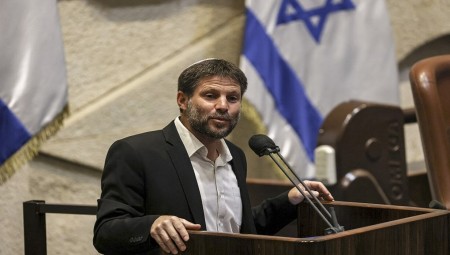 رابطة مسلمي بريطانيا تطالب الحكومة بطرد عضو الكنيست المتطرف سموتريتش