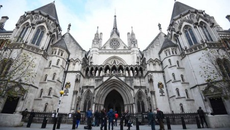 قاضٍ بريطاني يحكم عل طفل بريطاني روسي بالعودة إلى روسيا