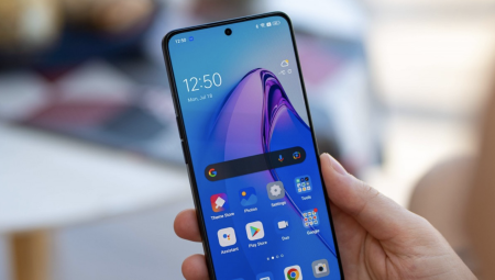 بحث: هواتف أندرويد القادمة من الصين تحمل العديد من برامج التجسس