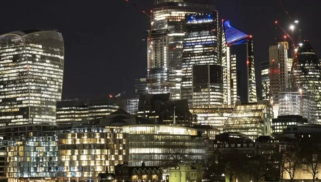 خطط مقترحة في لندن: تعتيم ناطحات السحاب.. والهدف توفير للطاقة