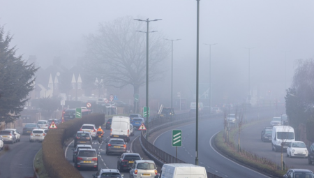 الطقس: إلغاء العديد من الرحلات الجوية بسبب الحالة الجوية غير المستقرة في بريطانيا