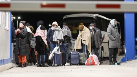 رومانيا تمنح تأشيرات مؤقتة لعراقيين فارين من الحرب في أوكرانيا