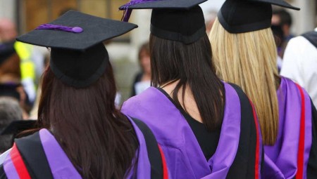 إضرابات جديدة في الجامعات البريطانية بسبب المعاشات التقاعدية