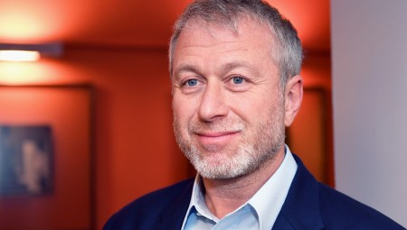 وزيرة بريطانية: أبراموفيتش لن يستفيد إذا تم بيع نادي تشلسي