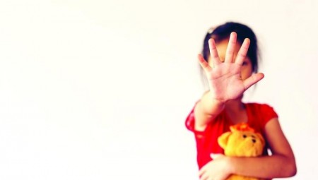 إيرلندا الشمالية تقدم اعتذارا رسميا بسبب فضيحة سوء معاملة وعنف جنسي بحق أطفال