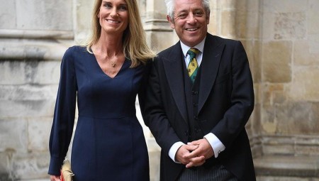 زوجة الرئيس السابق لمجلس العموم المعروف بالمتنمر المتسلسل تستدعي الشرطة بسبب خلاف عائلي