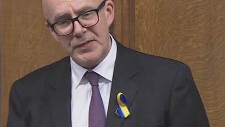 فيديو.. برلماني بريطاني: جونسون يفرض العقوبات بناءً  على مصلحته الشخصية