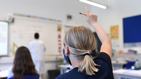 بريطانيا.. تغير عدد الساعات الدراسية في جميع المدارس مع بداية العام الجديد