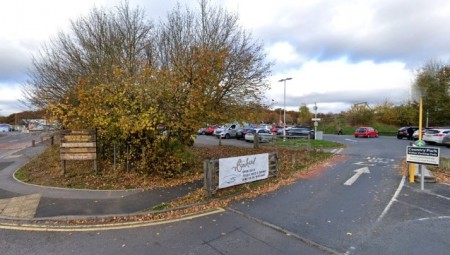 بريطانيا.. وفاة طفل في المستشفى بعد يومين من تعرضه لهجوم كلاب