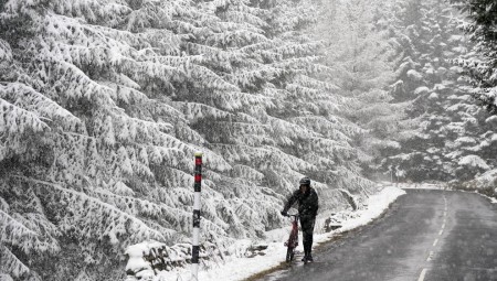 درجات أقرب للصفر في إنجلترا.. وتحذيرات من الجليد وخطر الانزلاق