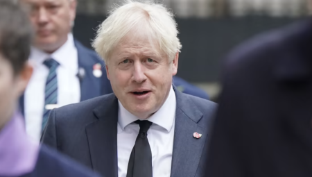 بريطانيا: حزب المحافظين يعيد انتخاب جونسون مرشحاً عن دائرتي أوكسبريدج وساوث رويسلي