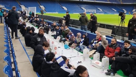 رمضان: مبادرة بريطانية تقيم إفطارات رمضان في ناطحات السحاب والمتاحف والملاعب