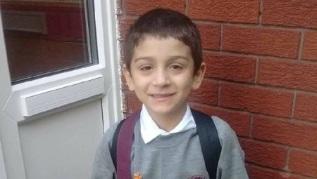 تفاصيل مروعة عن أم بريطانية متهمة بقتل ابنها المصاب بالربو بسبب إهمالها له