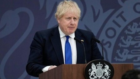 بالفيديو.. جونسون: بريطانيا سترسل المهاجرين الذين يصلون بشكل غير قانوني إلى رواندا