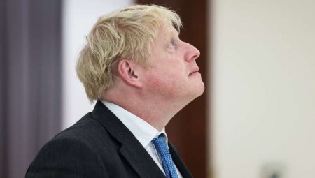 بريطانيون لجونسون: هل أنت رئيس بريطانيا أم أوكرانيا؟