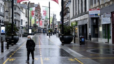 الشرطة البريطانية تلقي القبض على طفلين لحيازتهما المخدرات وأداة حادة