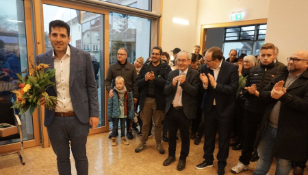 قصة نجاح: اللاجئ ريان الشبل يصبح أول رئيس بلدية سوري في ألمانيا