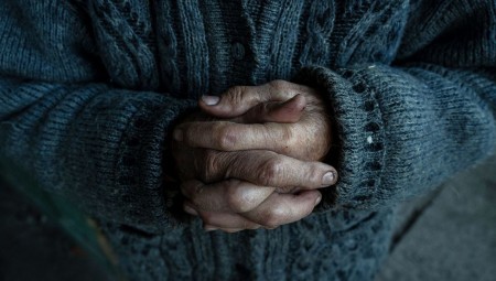 خشية من ارتفاع فواتير الطاقة.. مسنة بريطانية تتوفى بسبب رفضها تشغيل أي من وسائل التدفئة